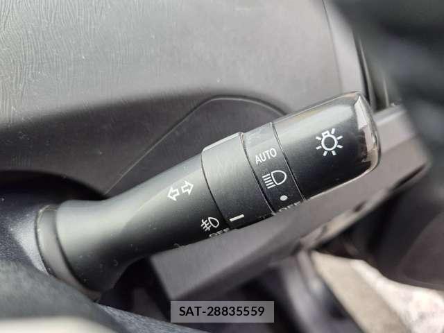 Toyota PRIUS 2013-09 8545584-12