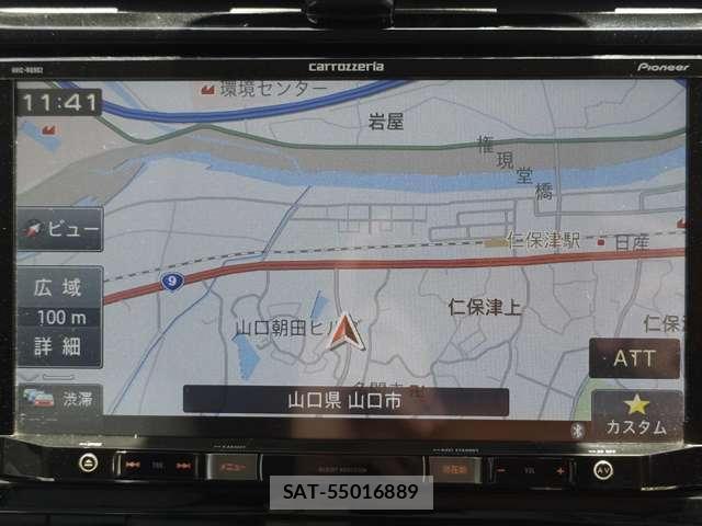 Toyota PRIUS 2019-04 8545586-3