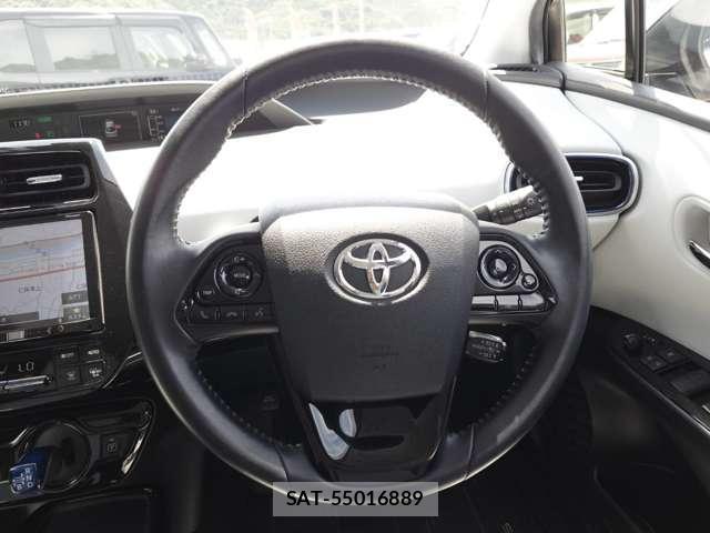 Toyota PRIUS 2019-04 8545586-5