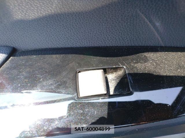 Toyota PRIUS 2018-08 8545650-12