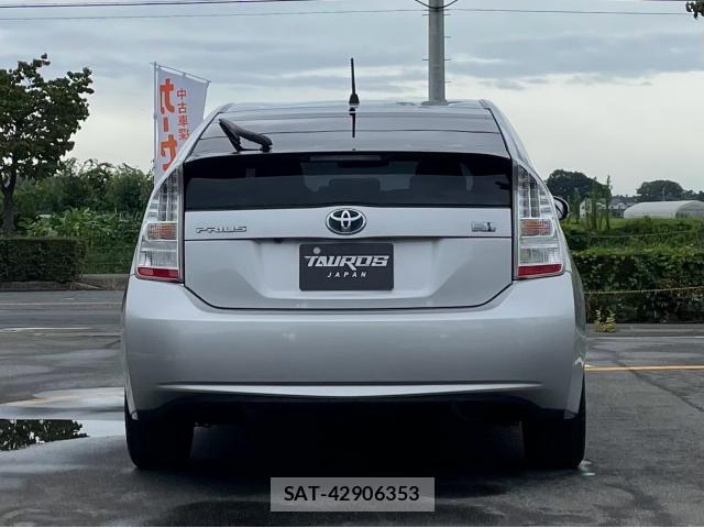 Toyota PRIUS 2009-12 8545816-1