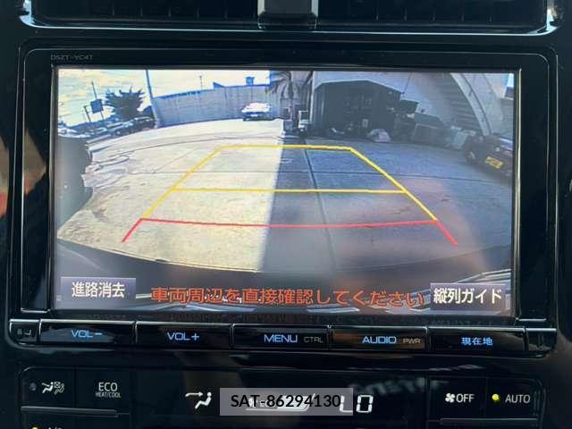 Toyota PRIUS 2016-06 8545984-14
