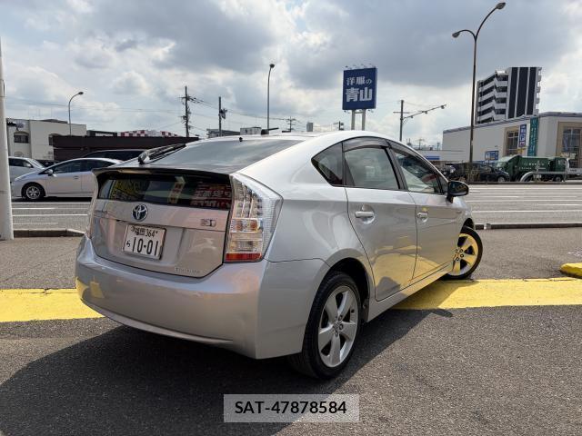 Toyota PRIUS 2009-10 8546039-1