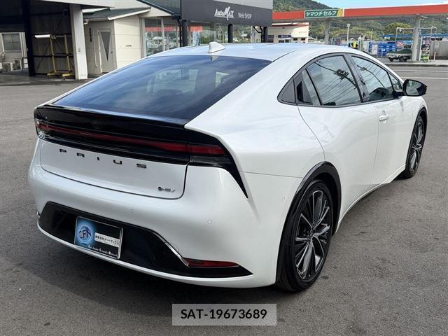 Toyota PRIUS 2024-12 8546045-1