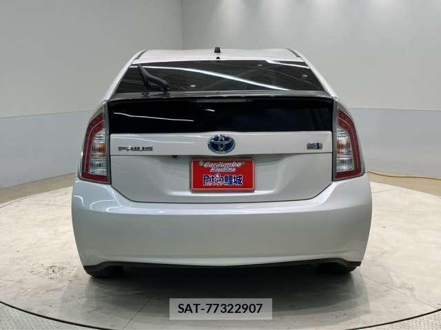 Toyota PRIUS 2013-03 8546115-17