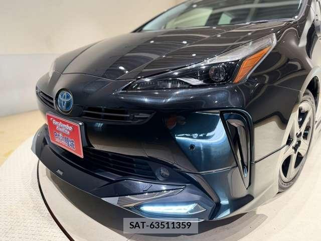 Toyota PRIUS 2021-06 8546135-17