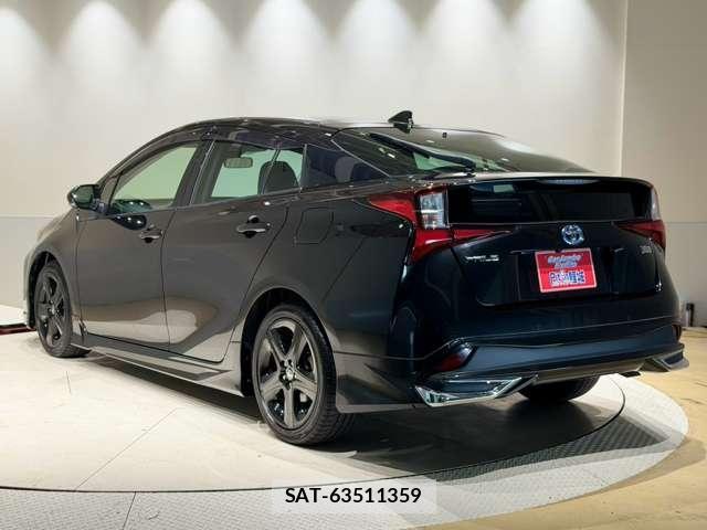 Toyota PRIUS 2021-06 8546135-8