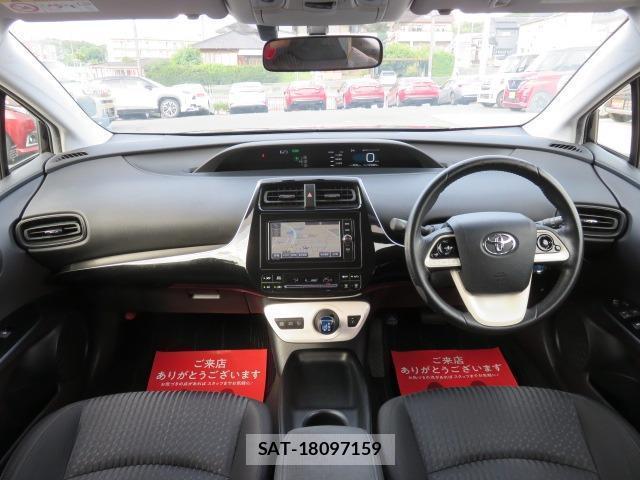 Toyota PRIUS 2017-08 8546147-1
