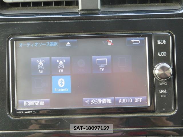 Toyota PRIUS 2017-08 8546147-12