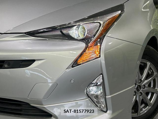 Toyota PRIUS 2018-05 8546470-11