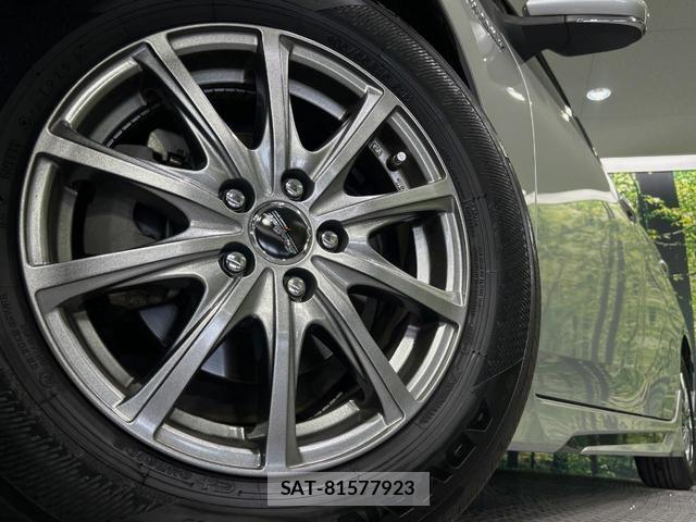 Toyota PRIUS 2018-05 8546470-12