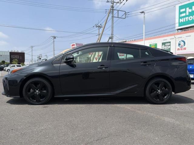 Toyota PRIUS 2021-09 8546488-1