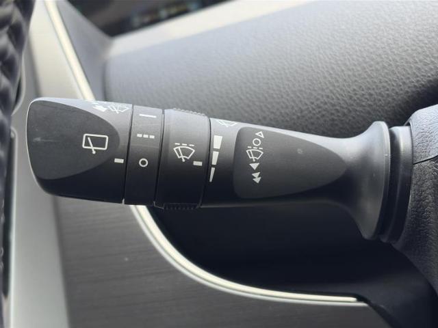 Toyota PRIUS 2021-09 8546488-14