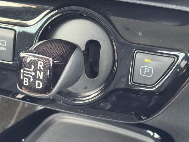 Toyota PRIUS 2021-09 8546488-15