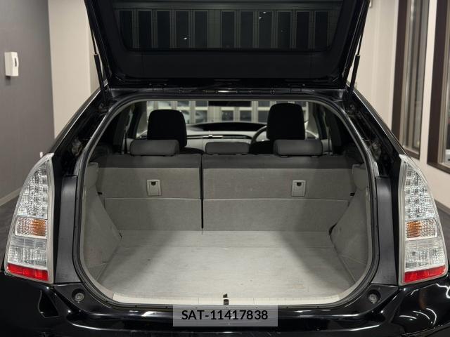 Toyota PRIUS 2010-09 8546493-12