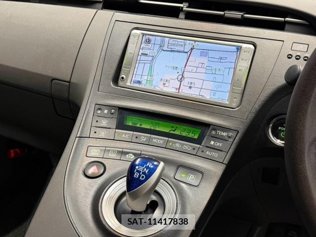 Toyota PRIUS 2010-09 8546493-15
