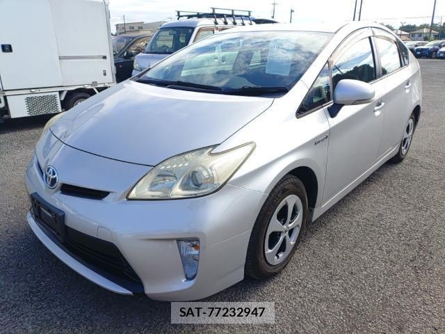 Toyota PRIUS 2013-08 8546525-0