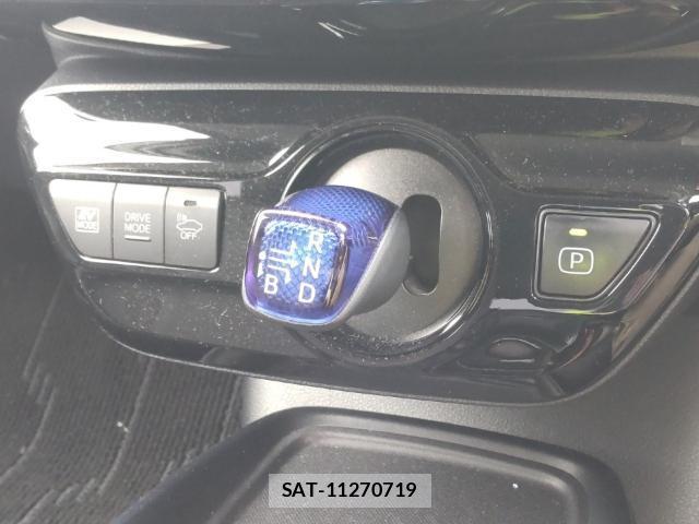 Toyota PRIUS 2019-08 8546527-11