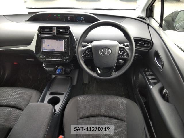 Toyota PRIUS 2019-08 8546527-2