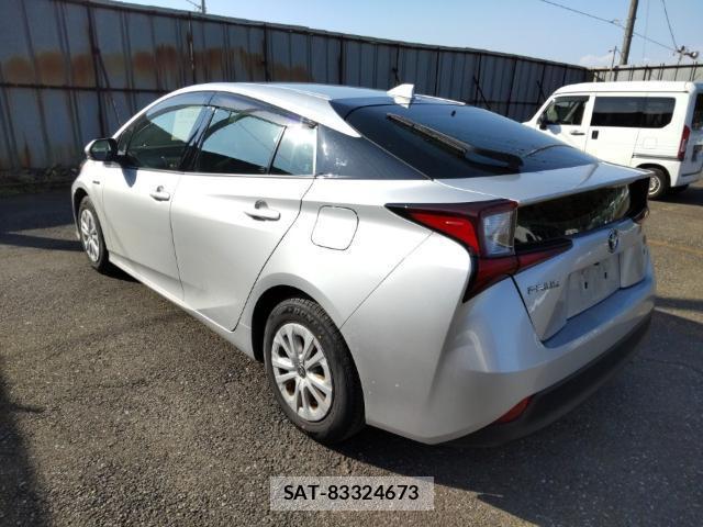 Toyota PRIUS 2019-08 8546579-5