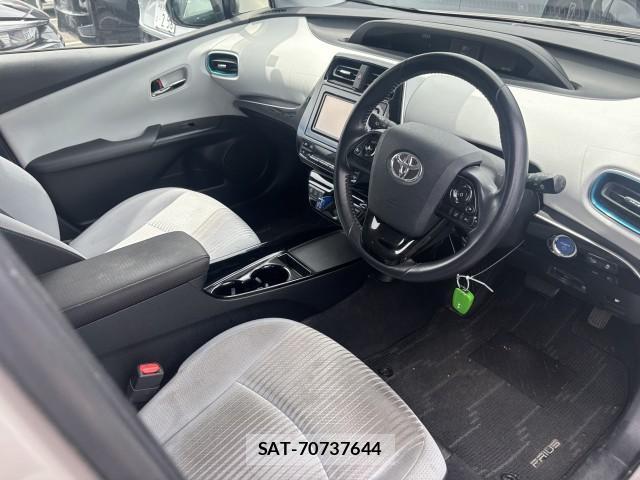 Toyota PRIUS 2019-06 8546590-8