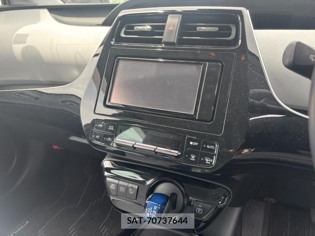 Toyota PRIUS 2019-06 8546590-9