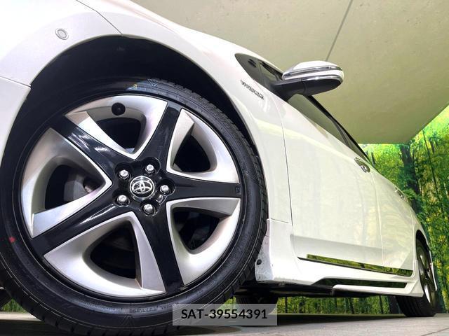 Toyota PRIUS 2018-02 8546840-12
