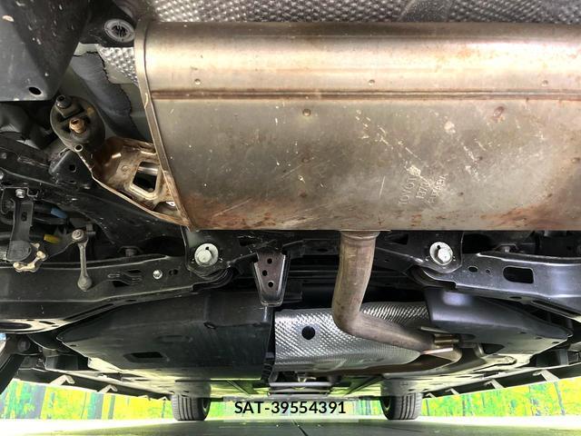Toyota PRIUS 2018-02 8546840-18