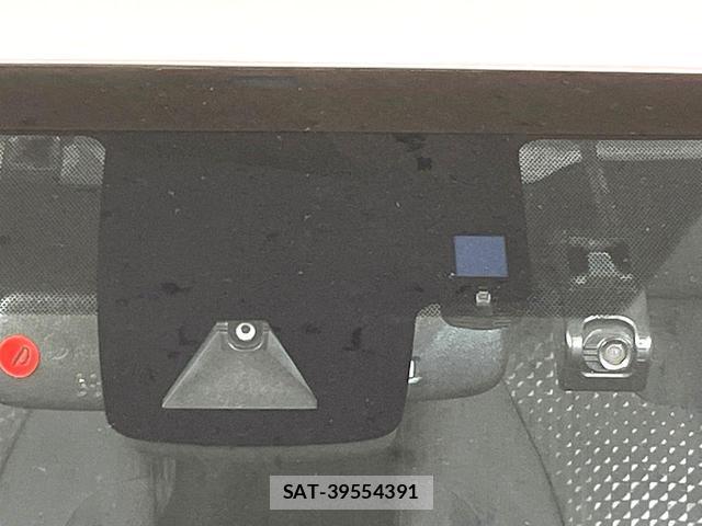 Toyota PRIUS 2018-02 8546840-2