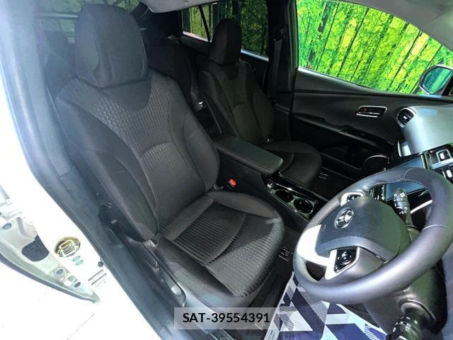 Toyota PRIUS 2018-02 8546840-7