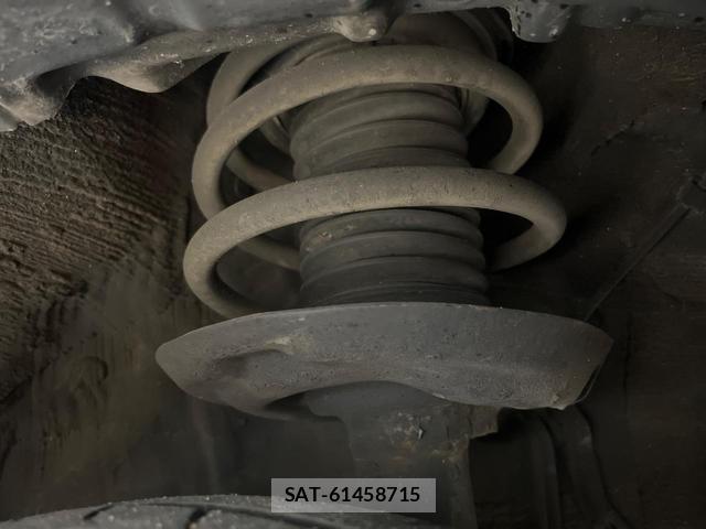 Toyota PRIUS 2016-01 8546844-19