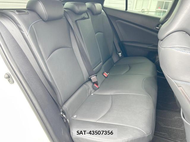 Toyota PRIUS 2019-09 8546876-10