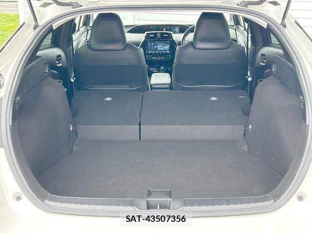 Toyota PRIUS 2019-09 8546876-11
