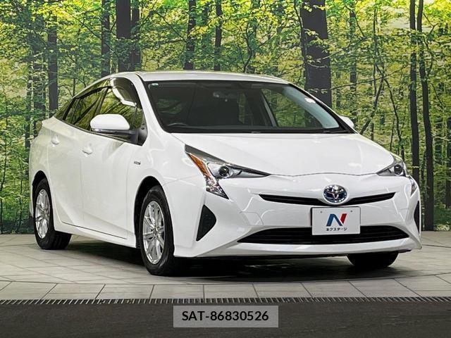 Toyota PRIUS 2017-03 8546952-15
