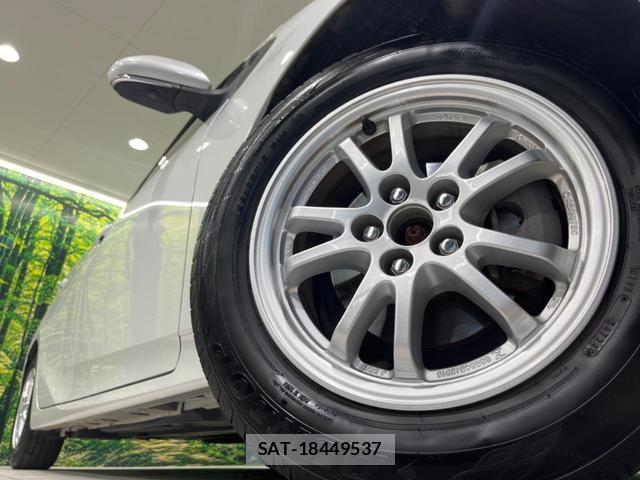 Toyota PRIUS 2022-10 8547391-12