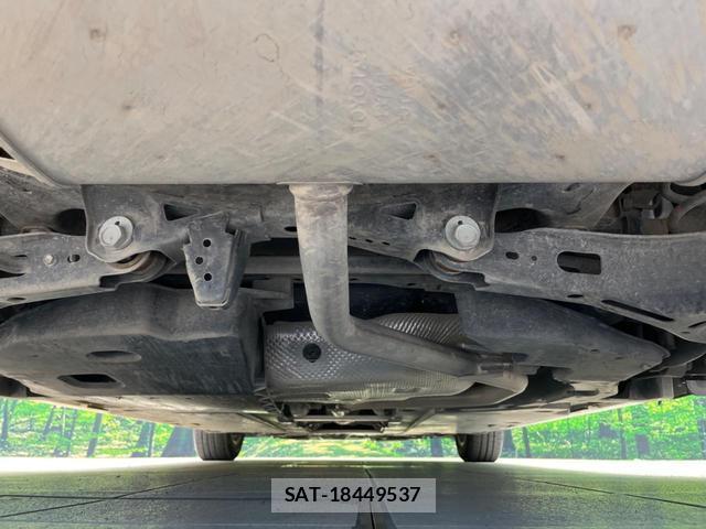 Toyota PRIUS 2022-10 8547391-18