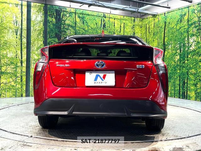 Toyota PRIUS 2017-06 8547447-14