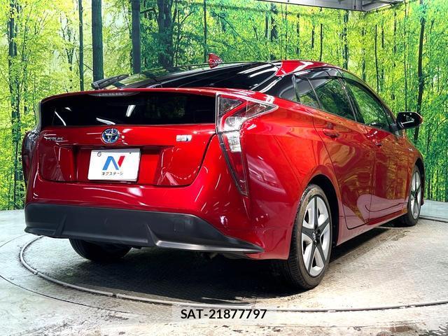 Toyota PRIUS 2017-06 8547447-16