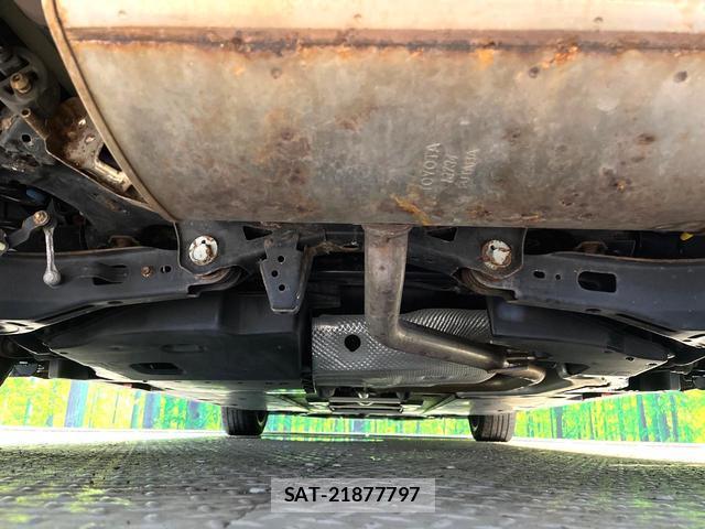 Toyota PRIUS 2017-06 8547447-18