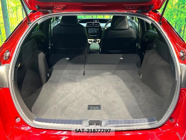 Toyota PRIUS 2017-06 8547447-9