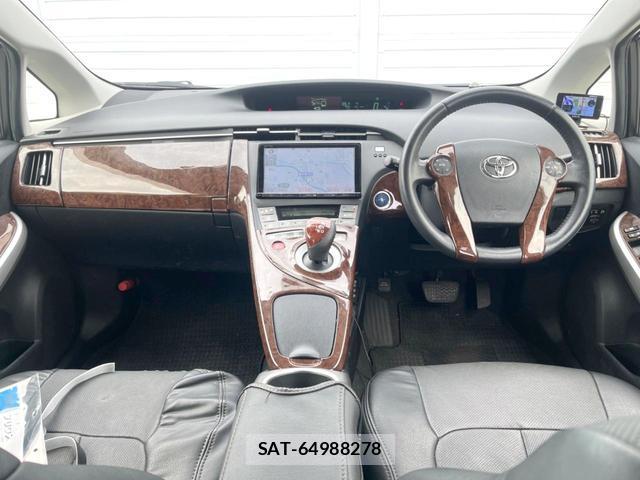 Toyota PRIUS 2014-02 8547455-1