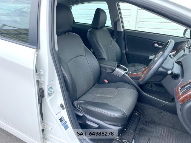 Toyota PRIUS 2014-02 8547455-7