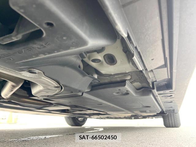 Toyota PRIUS 2018-11 8547458-19