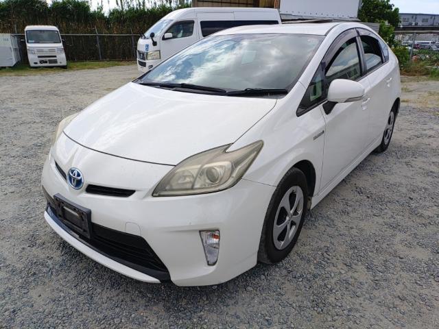 Toyota PRIUS 2013-08 8547506-0