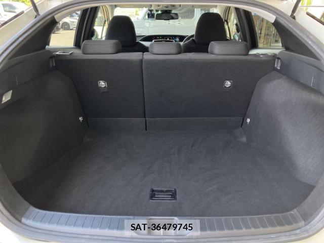 Toyota PRIUS 2017-05 8547979-7