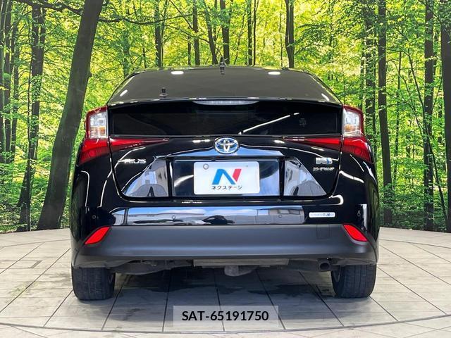 Toyota PRIUS 2022-09 8548072-14