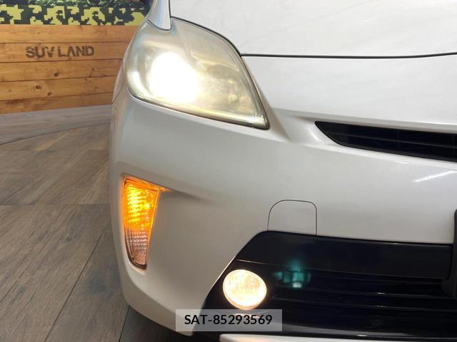 Toyota PRIUS 2013-08 8548440-11