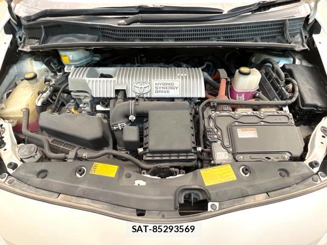 Toyota PRIUS 2013-08 8548440-17
