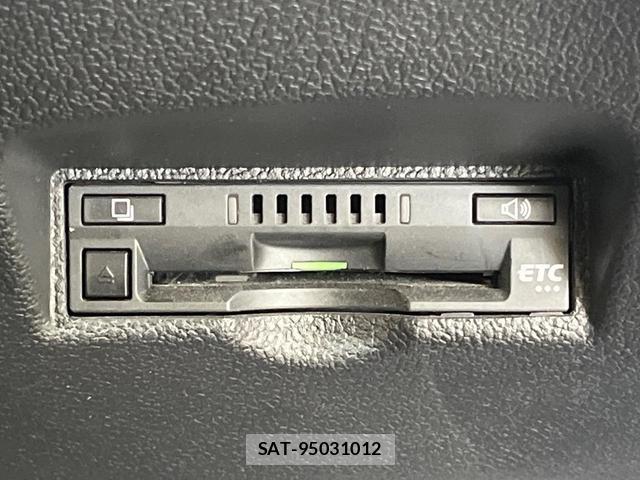 Toyota PRIUS 2017-03 8548593-5