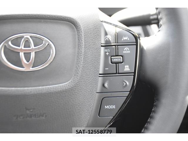 Toyota PRIUS 2023-08 8548652-14